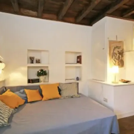 Elegante Mini Studio In The Heart Of *